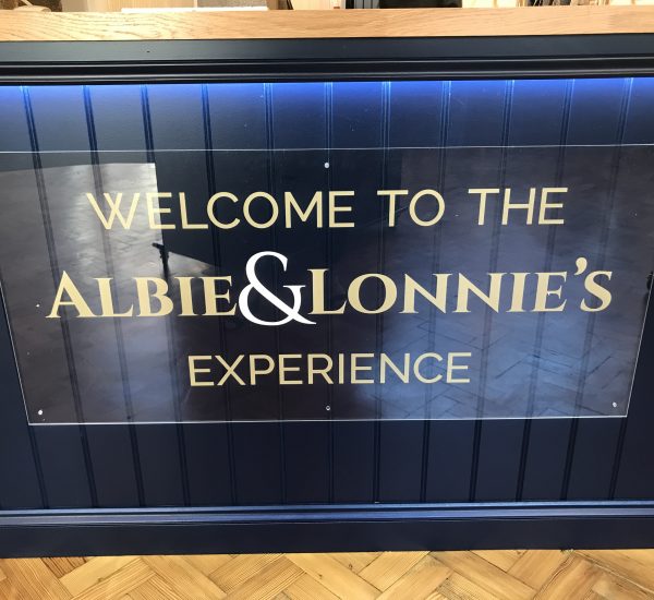 Albie & Lonnie's